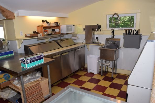 Freeport Village Restaurant/Market: 97 South Freeport Road, Freeport, ME 04032